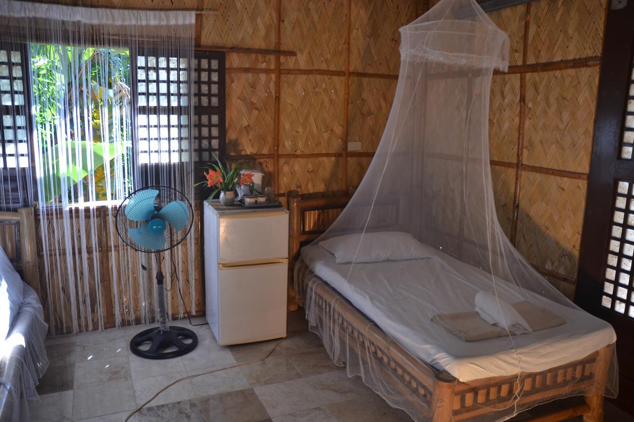 Bamboo Beach Resort Puerto Galera Zewnętrze zdjęcie